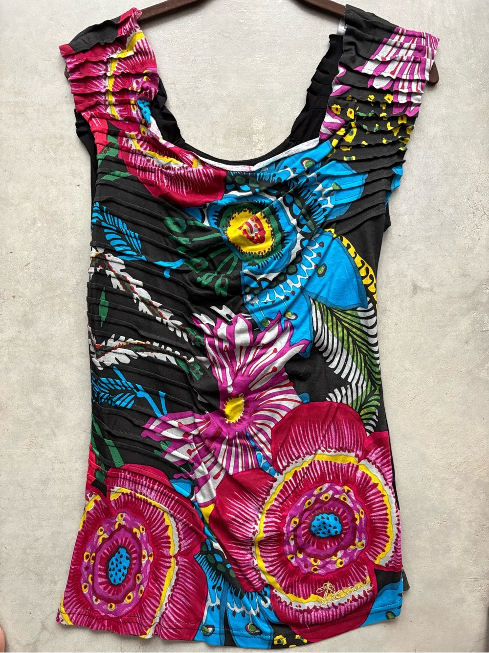 NWOT Desigual Archival Top